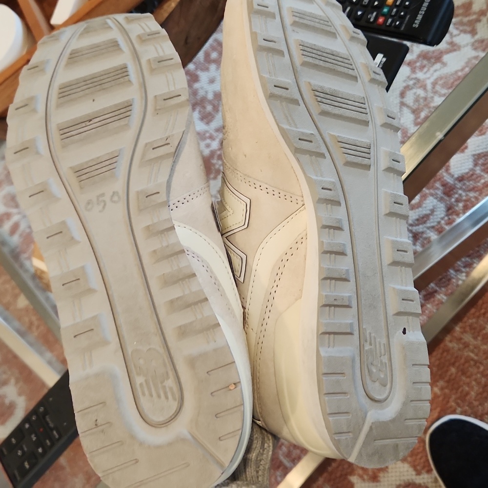 Sneackers - Picture 3 of 7